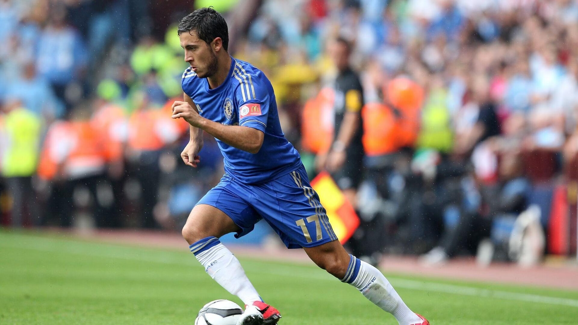 排名变动频繁,谁能稳坐“头把交椅”?