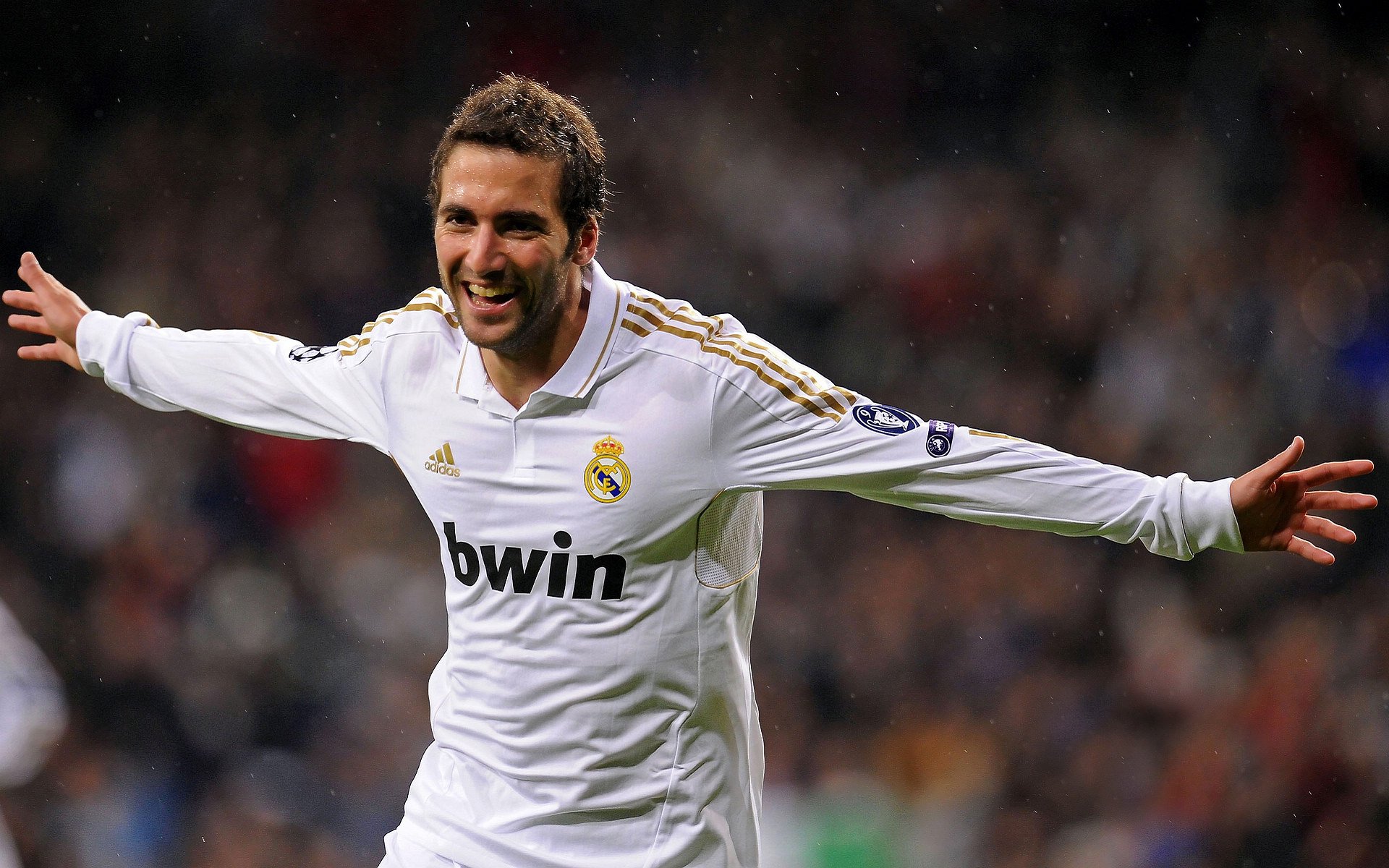 PSG稳定发挥优势,海湾者寻求突破口,海湾寻踪